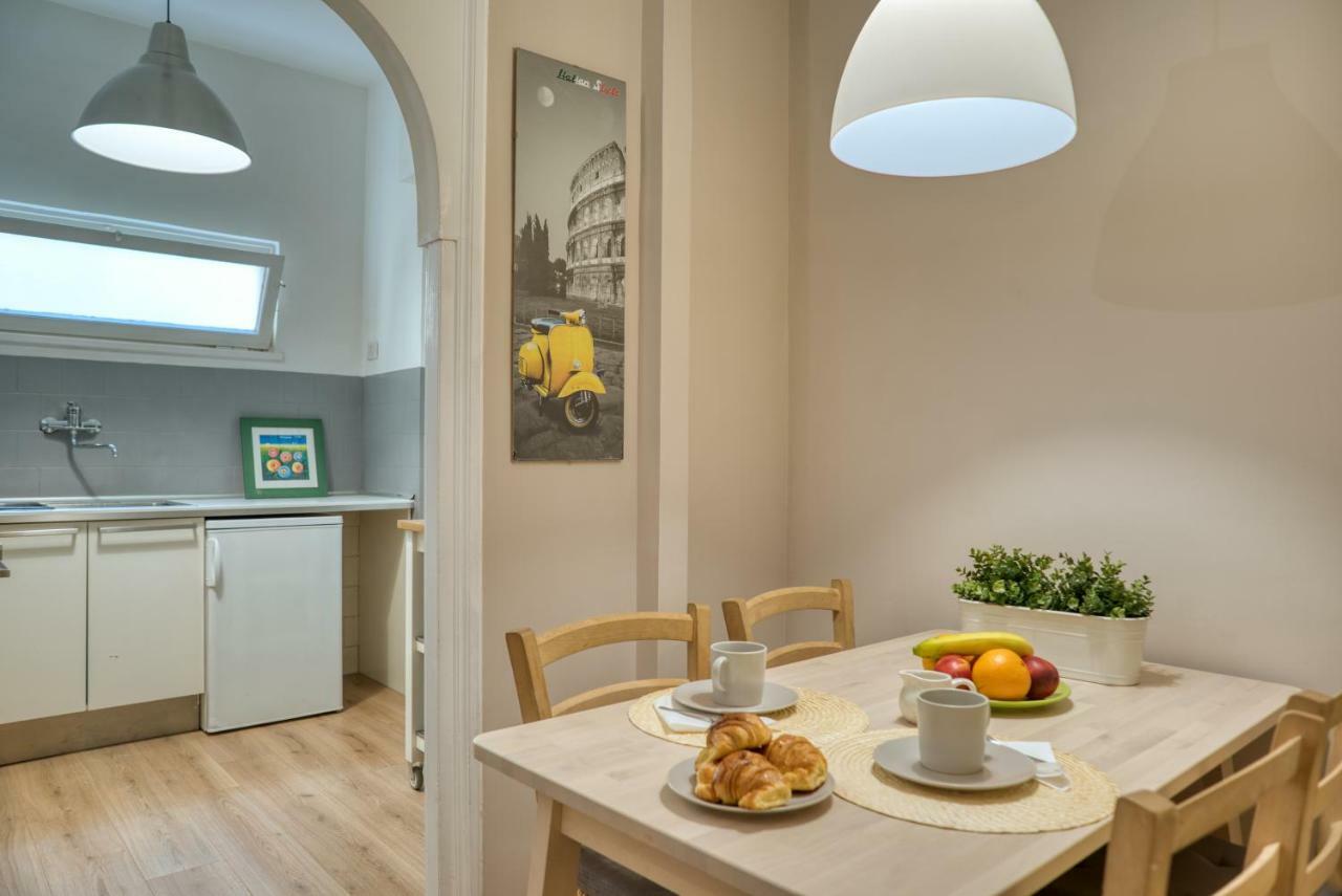 Domus Claudia Apartment Rome Exterior photo